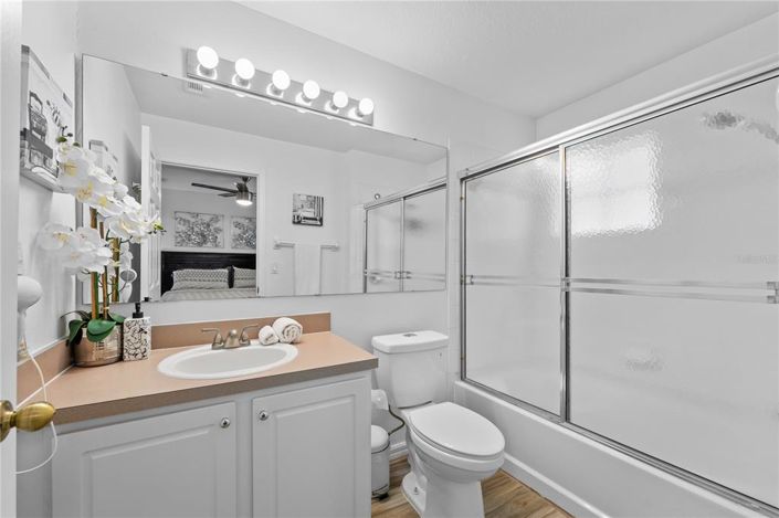 Image No.29-3 Bed Townhouse for sale