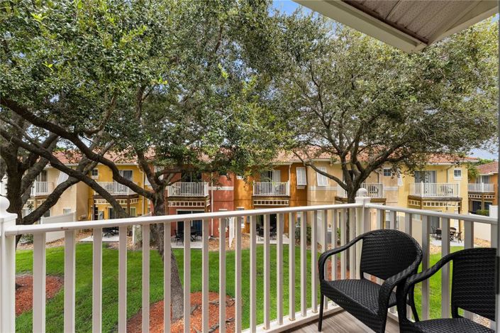 Image No.30-3 Bed Townhouse for sale