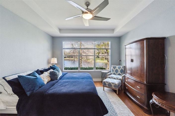 Image No.11-3 Bed Townhouse for sale