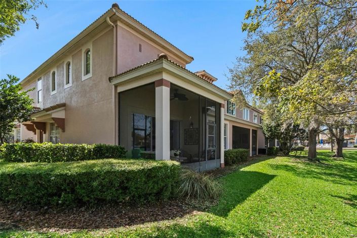 Image No.21-3 Bed Townhouse for sale