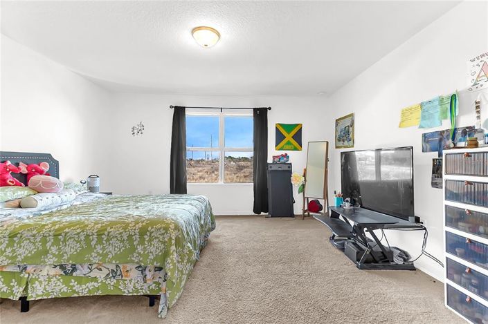 Image No.12-3 Bed Townhouse for sale