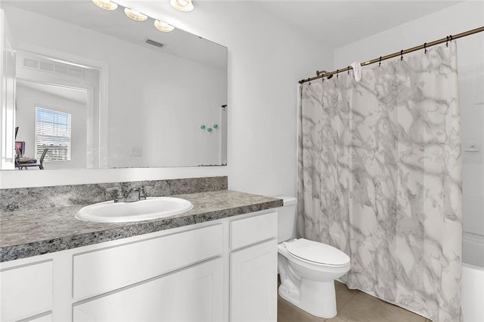 Image No.18-3 Bed Townhouse for sale