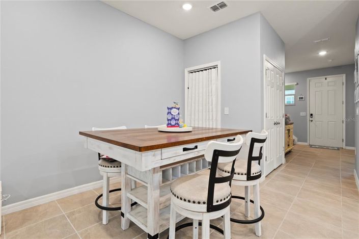 Image No.14-3 Bed Townhouse for sale