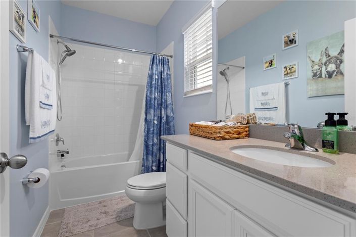 Image No.25-3 Bed Townhouse for sale