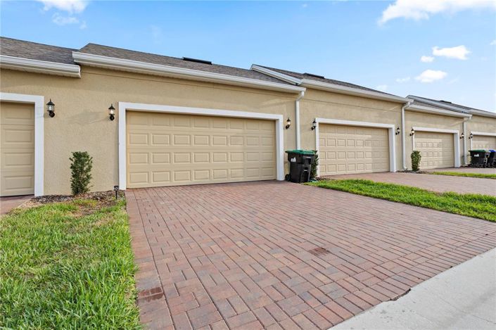 Image No.37-3 Bed Townhouse for sale