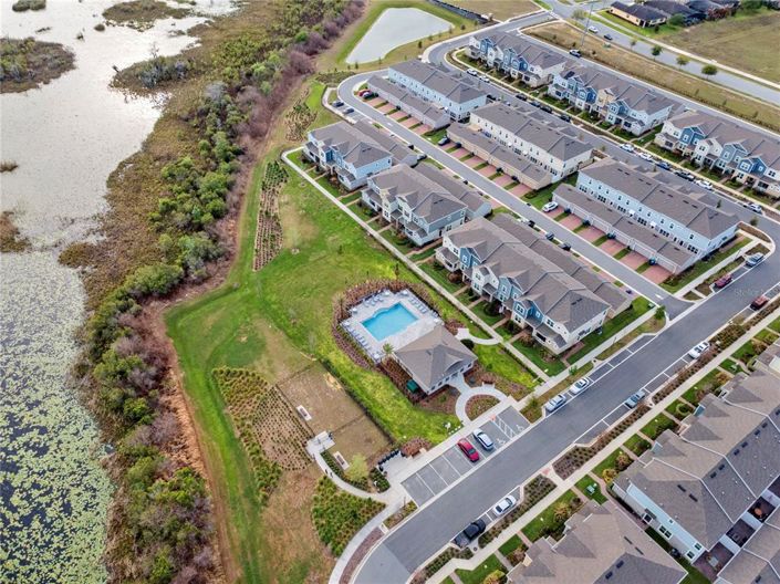 Image No.50-3 Bed Townhouse for sale