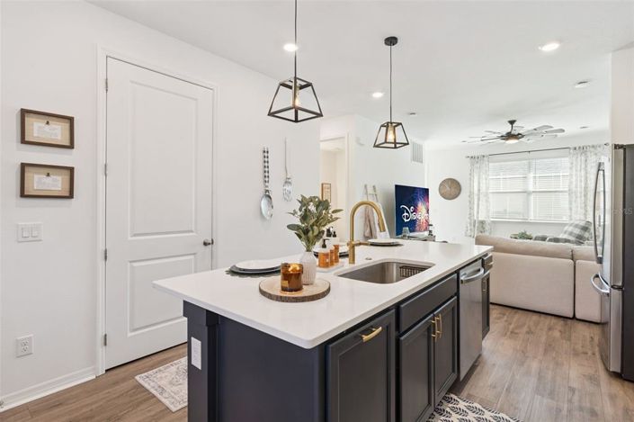 Image No.16-3 Bed Townhouse for sale