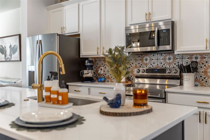 Image No.17-3 Bed Townhouse for sale