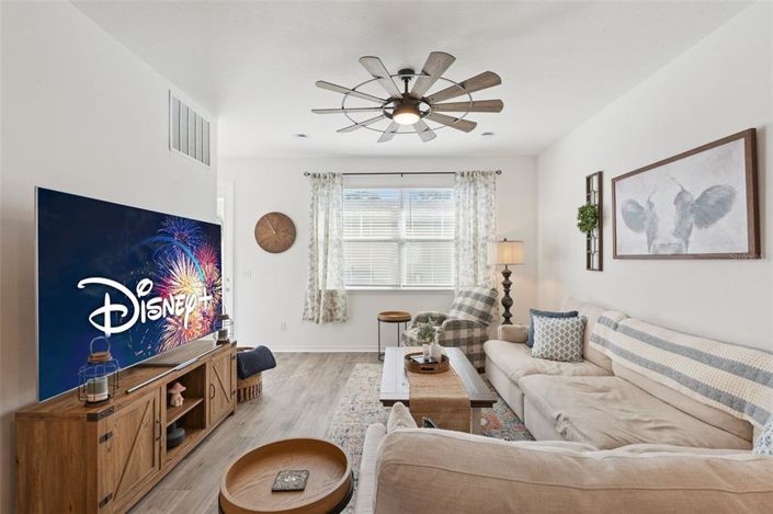 Image No.21-3 Bed Townhouse for sale