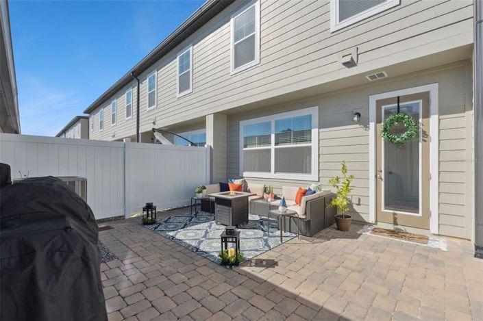 Image No.27-3 Bed Townhouse for sale