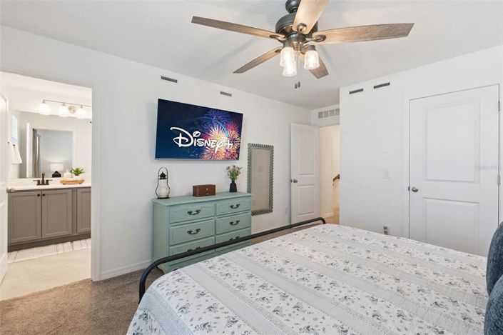 Image No.30-3 Bed Townhouse for sale