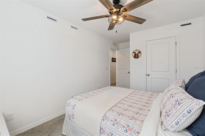 Image No.36-3 Bed Townhouse for sale