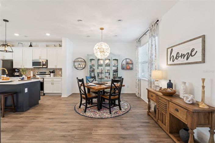 Image No.7-3 Bed Townhouse for sale