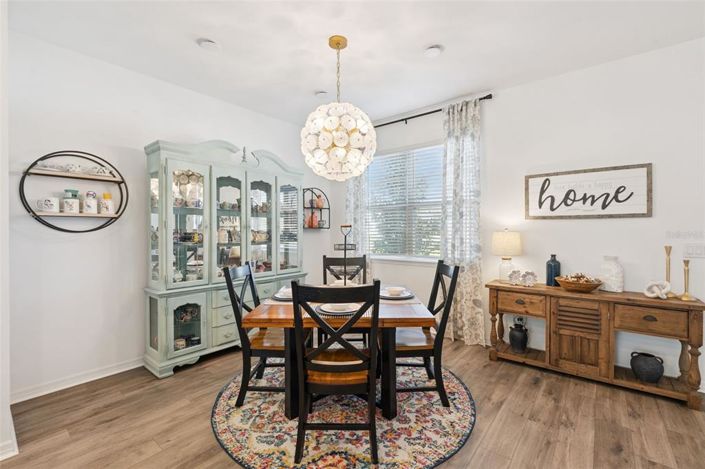 Image No.8-3 Bed Townhouse for sale