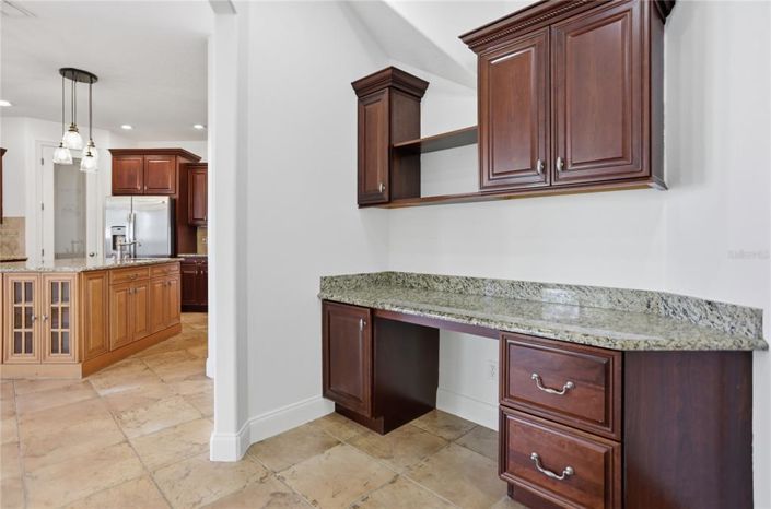 Image No.14-5 Bed House for sale