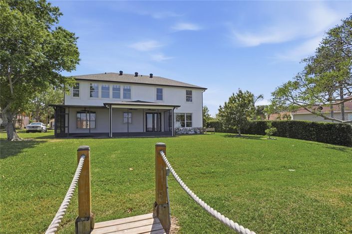 Image No.44-5 Bed House for sale