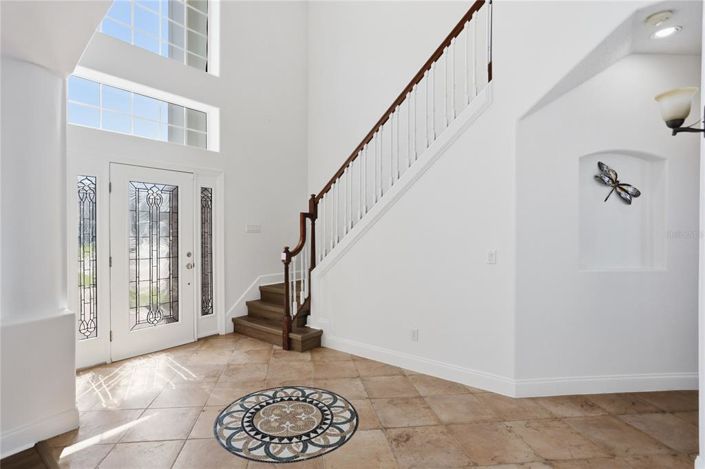 Image No.5-5 Bed House for sale