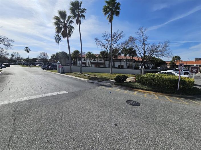 Image No.21-2 Bed Apartment for sale