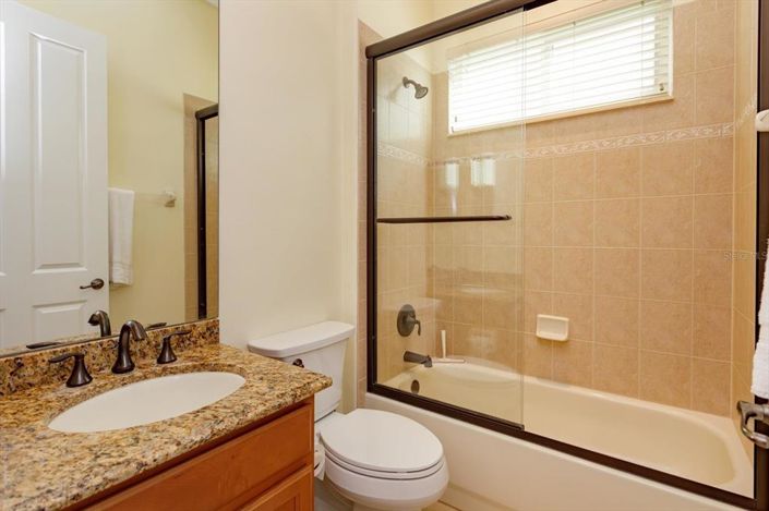 Image No.19-4 Bed House for sale