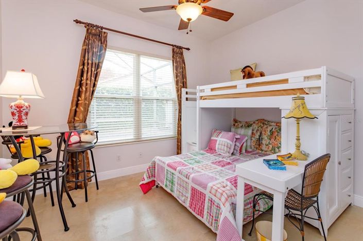 Image No.22-4 Bed House for sale