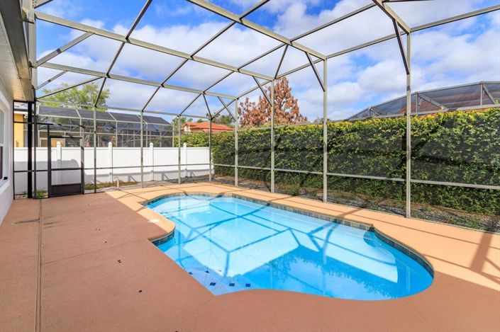 Image No.27-4 Bed House for sale