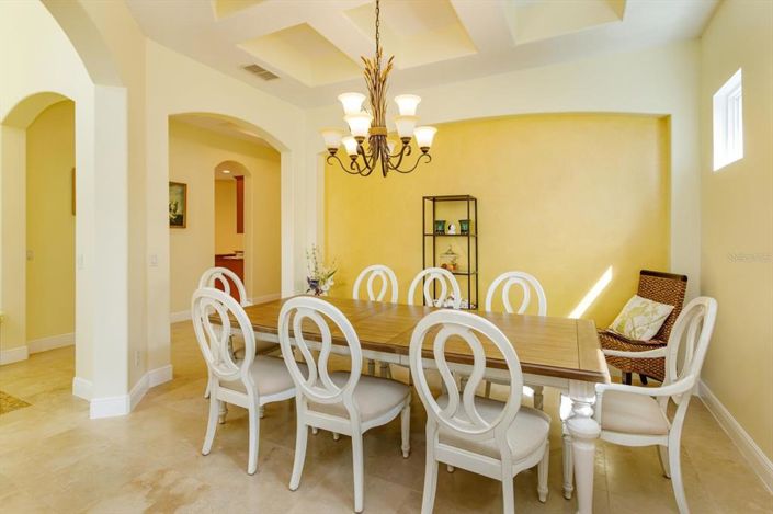 Image No.5-4 Bed House for sale