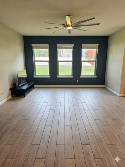 Image No.13-4 Bed House for sale