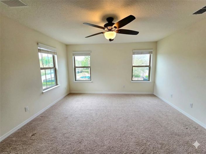 Image No.21-4 Bed House for sale