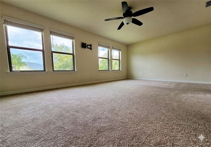 Image No.24-4 Bed House for sale