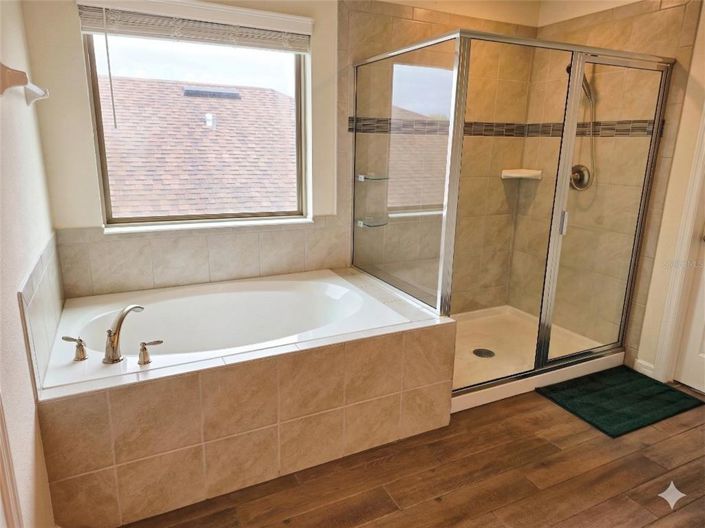 Image No.25-4 Bed House for sale