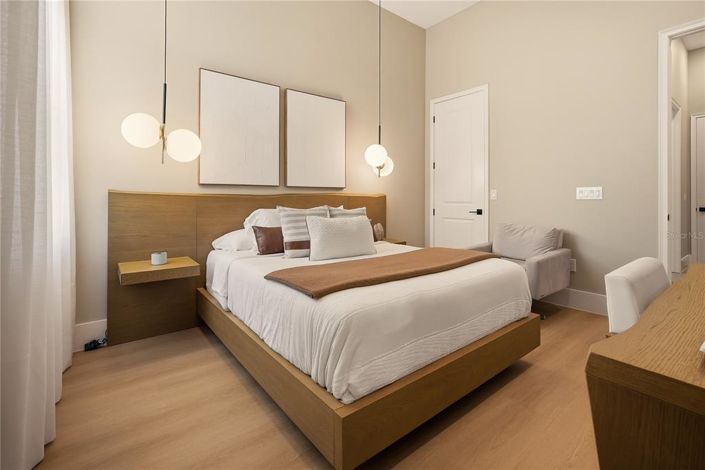 Image No.26-6 Bed House for sale