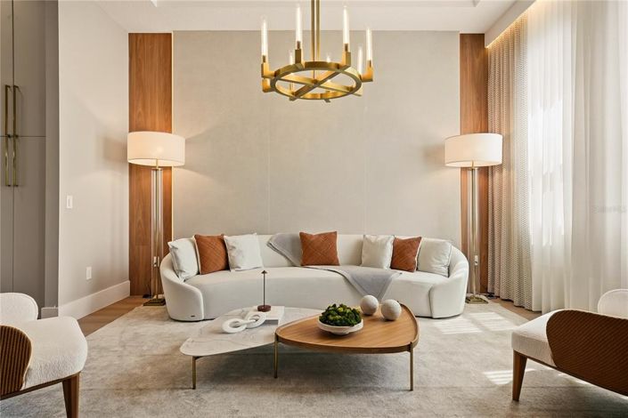 Image No.5-6 Bed House for sale