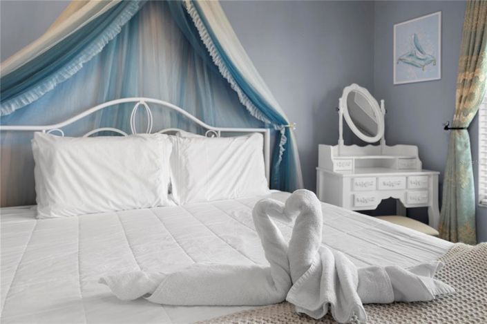 Image No.19-3 Bed Townhouse for sale