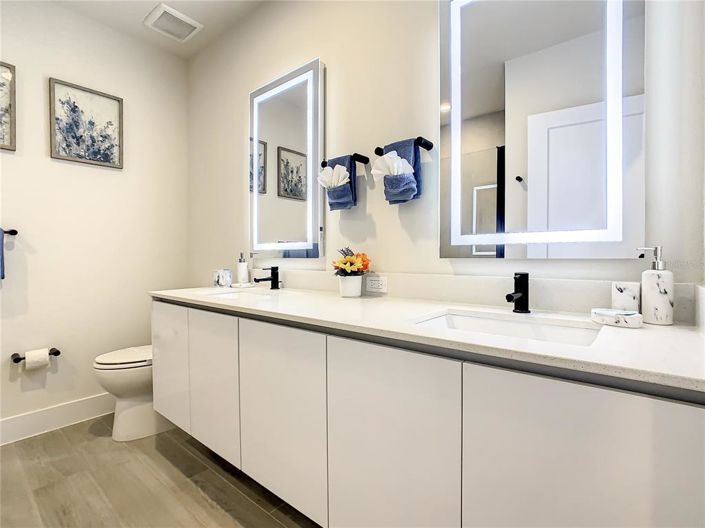 Image No.35-3 Bed Townhouse for sale