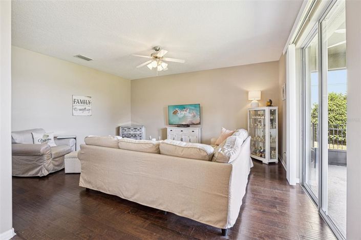 Image No.13-Maison de 4 chambres à vendre à Saint John