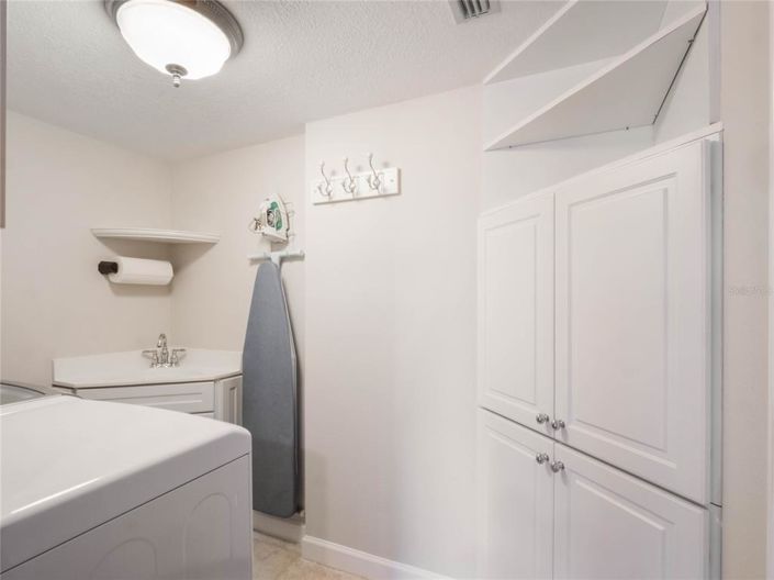 Image No.26-3 Bed Apartment for sale