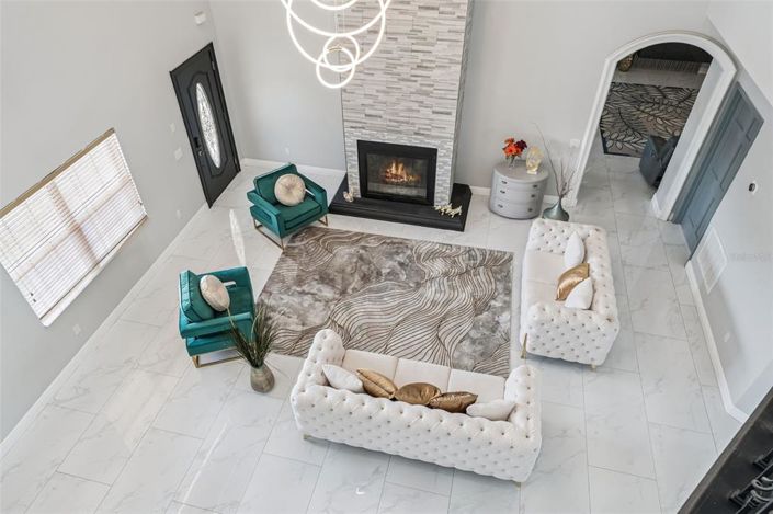 Image No.14-6 Bed House for sale