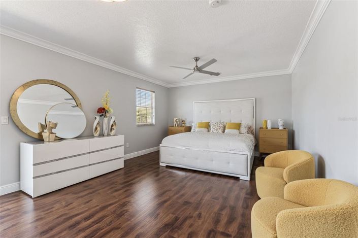 Image No.15-6 Bed House for sale