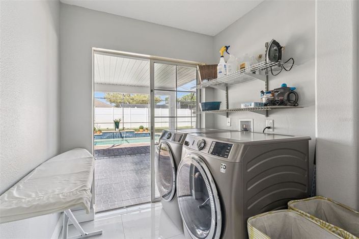 Image No.33-6 Bed House for sale