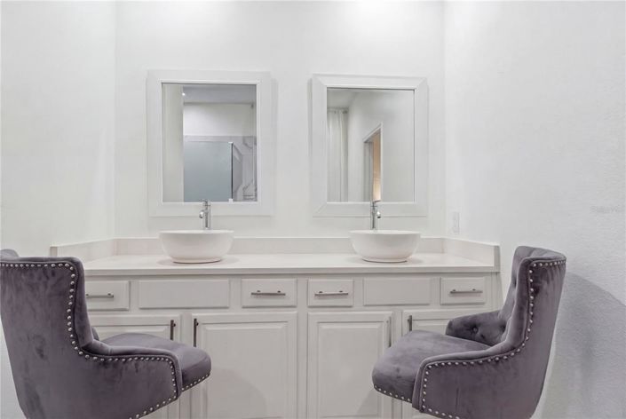 Image No.21-4 Bed House for sale