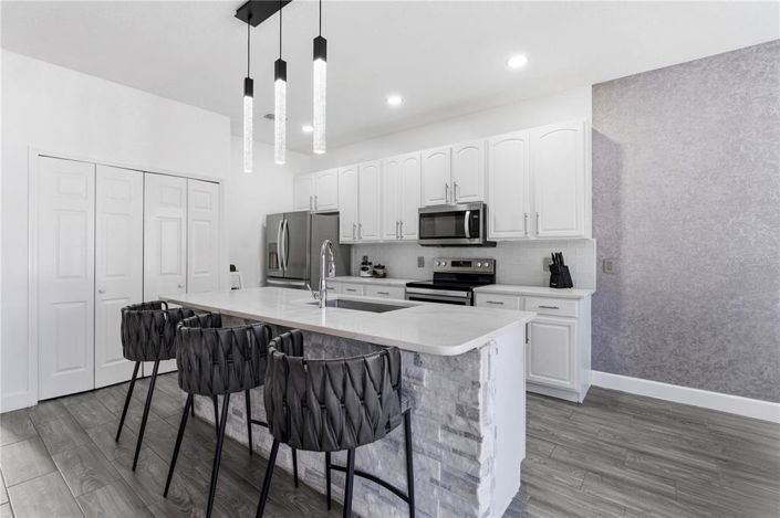 Image No.31-4 Bed House for sale