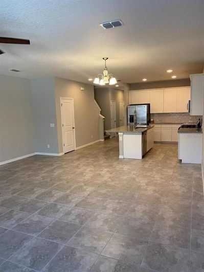 Image No.6-3 Bed Townhouse for sale