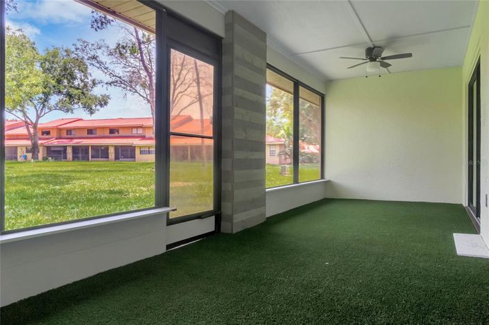 Image No.16-3 Bed Townhouse for sale