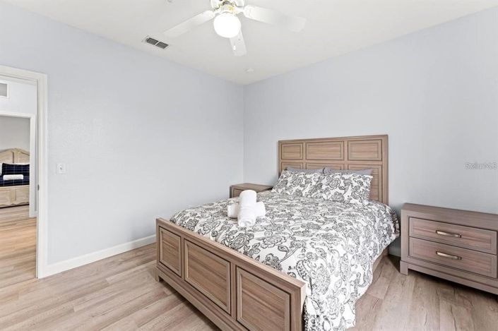 Image No.25-3 Bed Apartment for sale