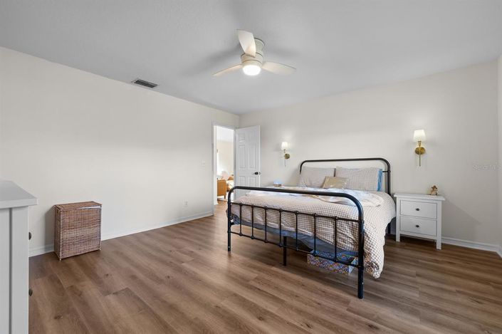 Image No.31-3 Bed House for sale