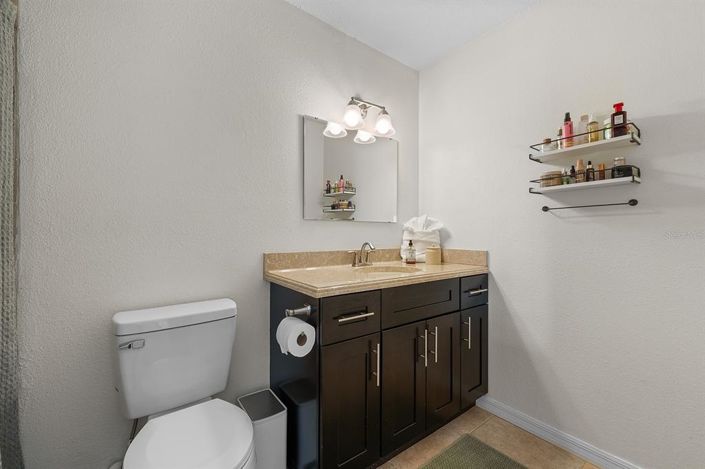 Image No.33-3 Bed House for sale