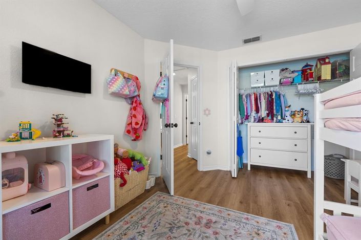 Image No.44-3 Bed House for sale