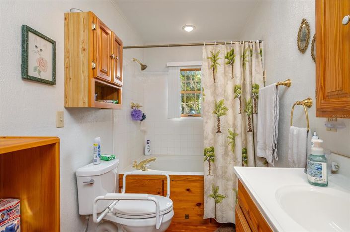 Image No.36-2 Bed House for sale