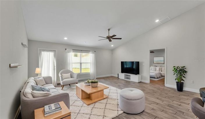 Image No.11-4 Bed House for sale