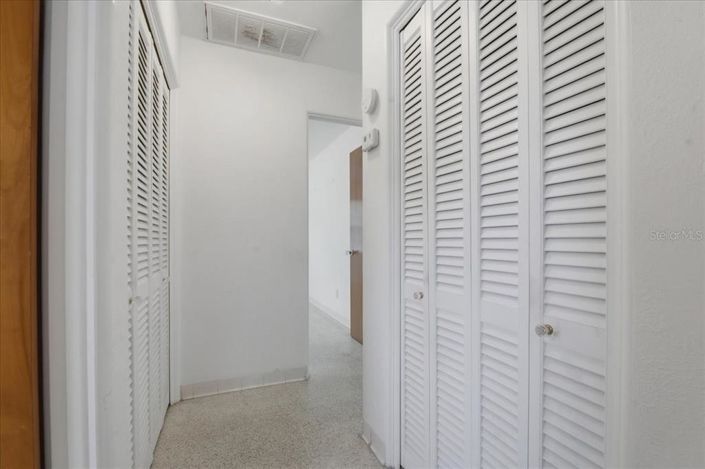 Image No.18-2 Bed House for sale